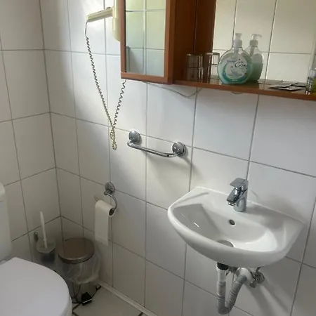 祖尔珀斯特宾馆 宾馆 锡根